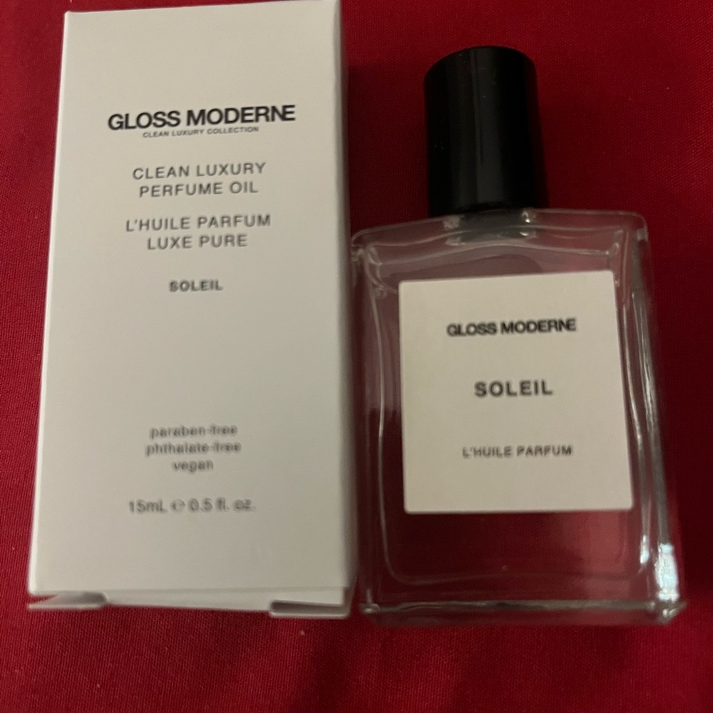 NIB Gloss Moderne in Soleil, A Clean Luxury Roll-On Perfume Oil